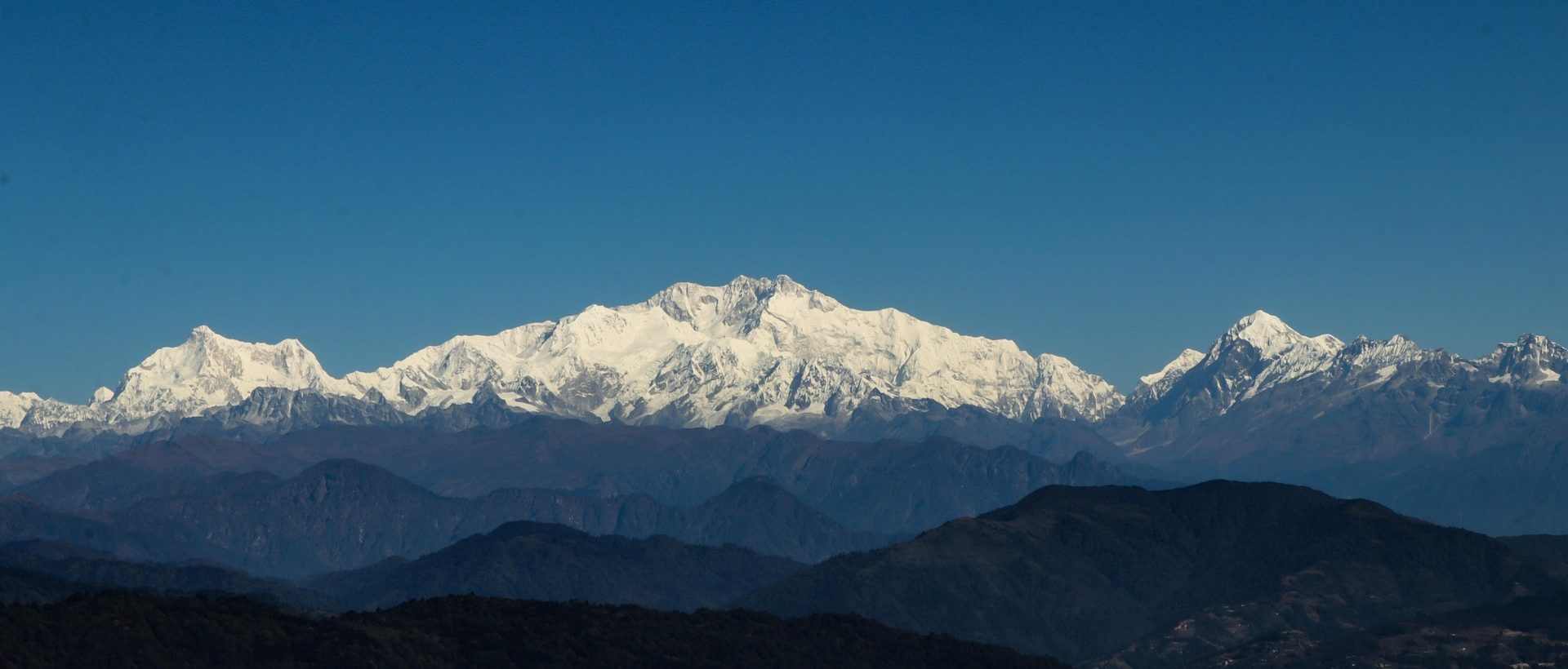 Kanchanjungha Mountain Range